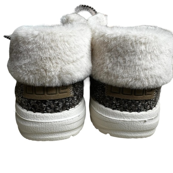 NWT Hey Dude “Britt” Shoes. Size 5 - Picture 5 of 11